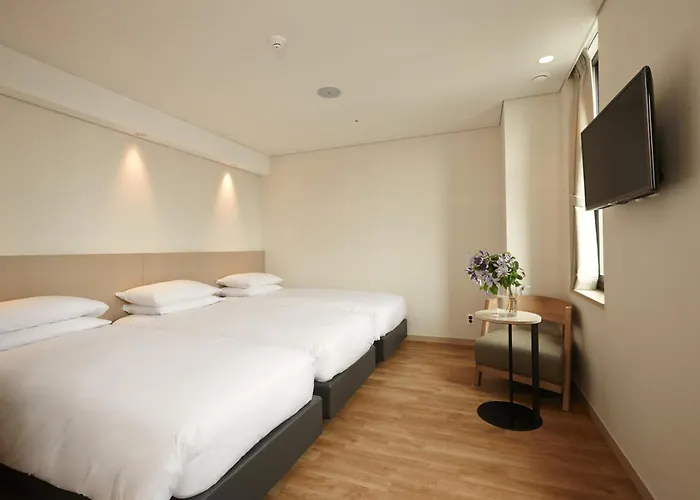 Mayplace Hotel